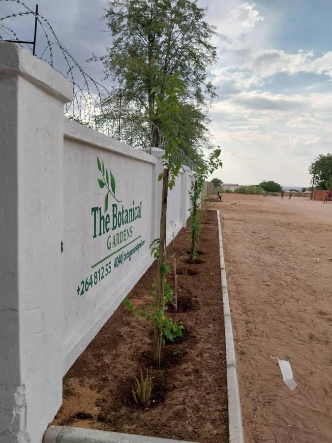 The Botanical Gardens Hotel Rundu Exterior photo